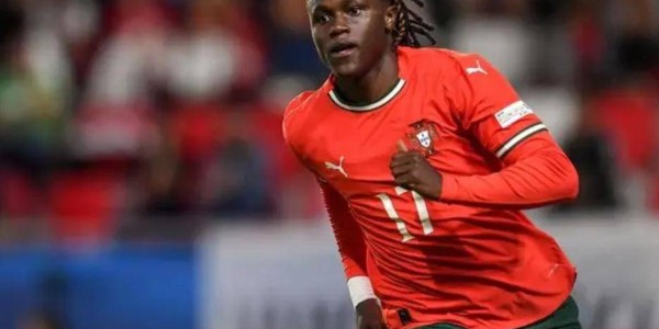 降维打击！欧冠黑马3-0完胜葡超豪门，穆里尼奥看到了争冠曙光