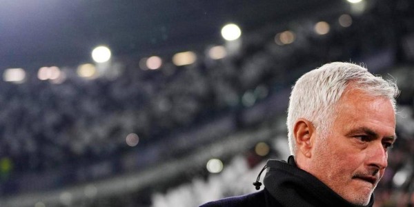 7场输5场，穆里尼奥低头认输，他的战术真的过时了？尤文2-0完胜晋级